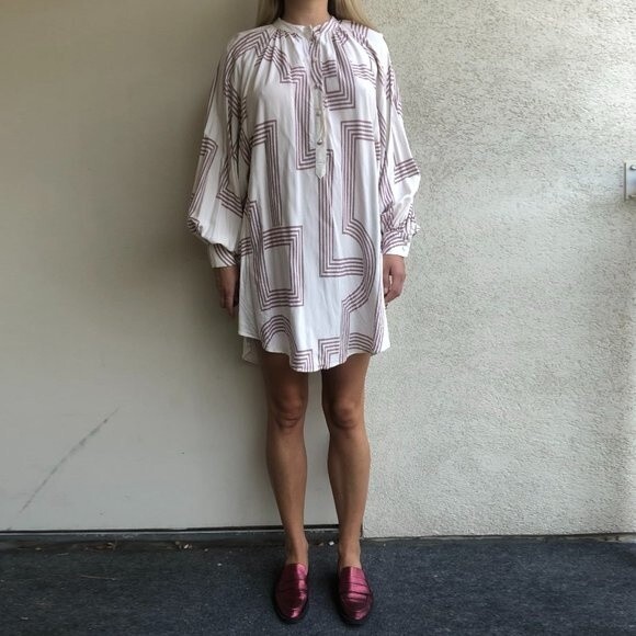 H&M Dress - Cream with Print - Size 4 - Picture 6 of 8